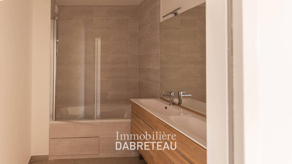 60682786b - Immobilière Dabreteau