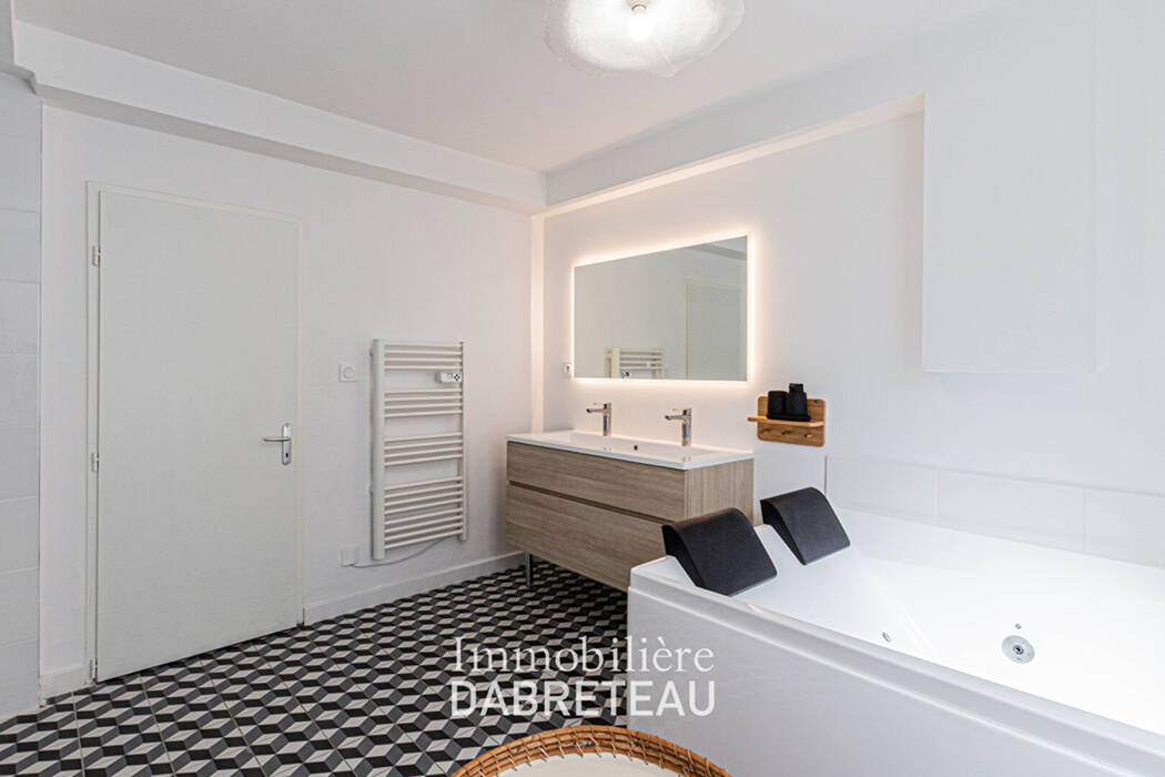 61566470j - Immobilière Dabreteau