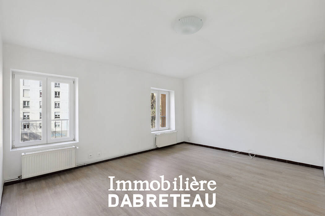 37077326a - Immobilière Dabreteau