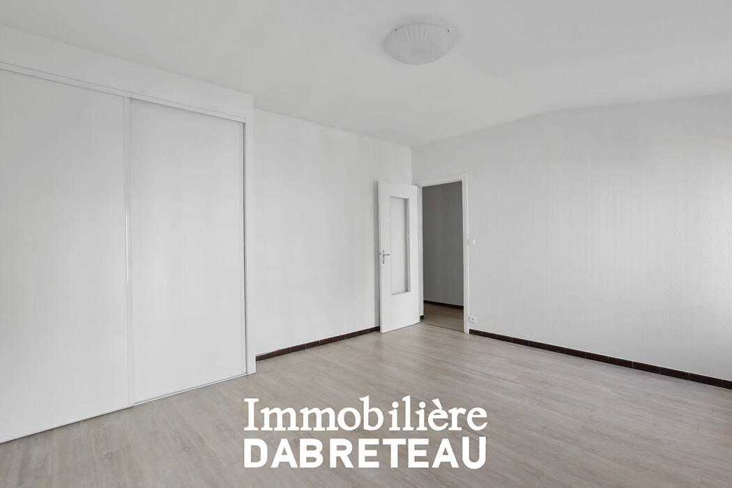 37077326f - Immobilière Dabreteau