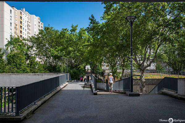 Villeurbanne tonkin nord  petite ville dans les tours2 - Immobilière Dabreteau